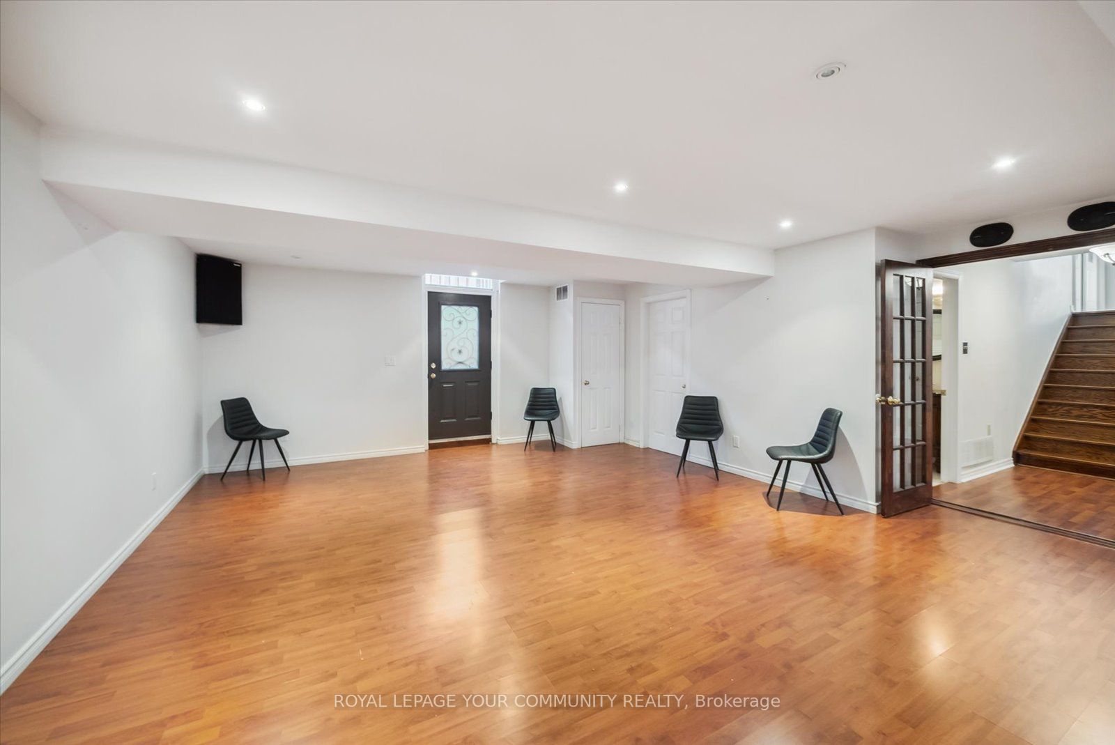 256 Melville Ave