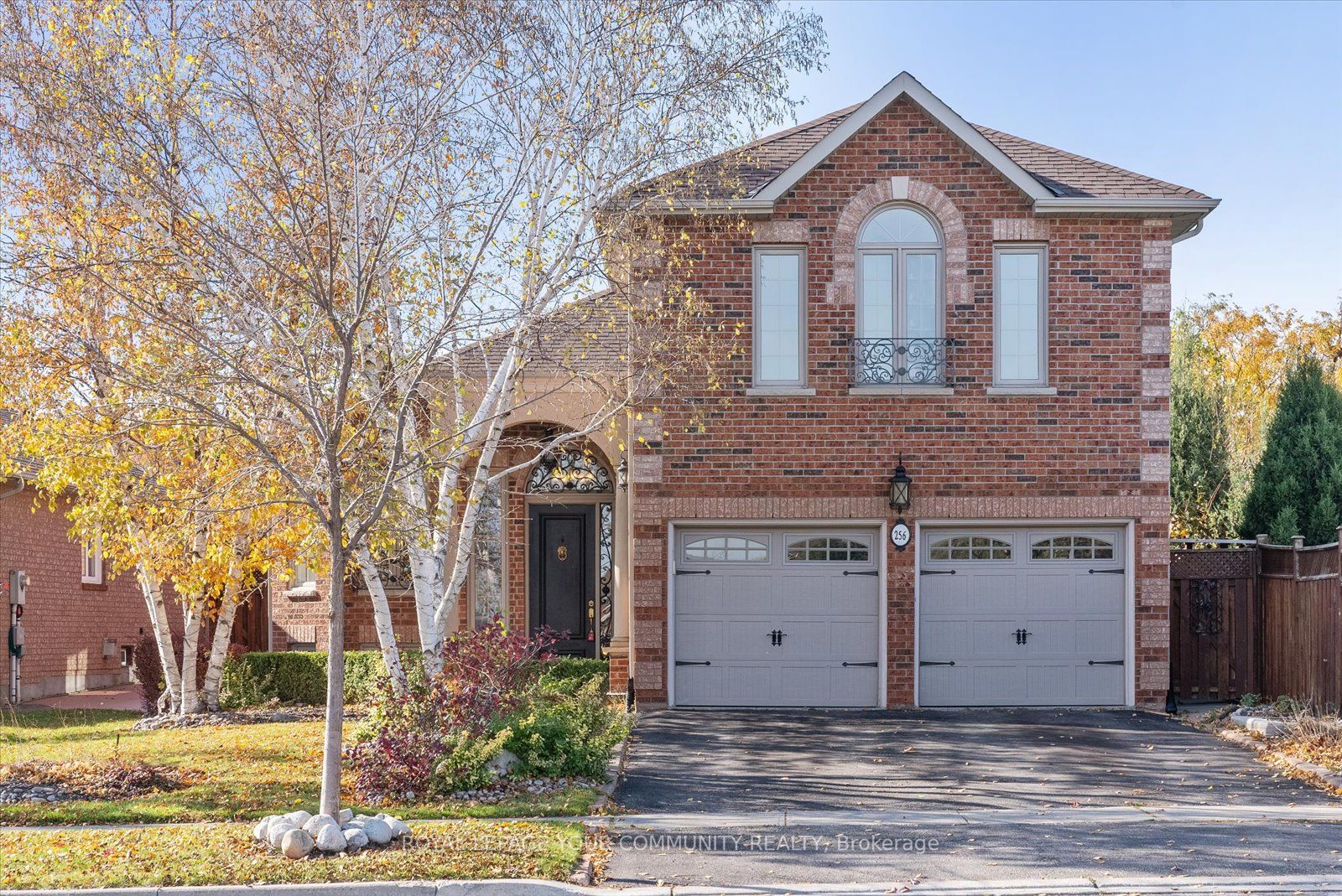 256 Melville Ave