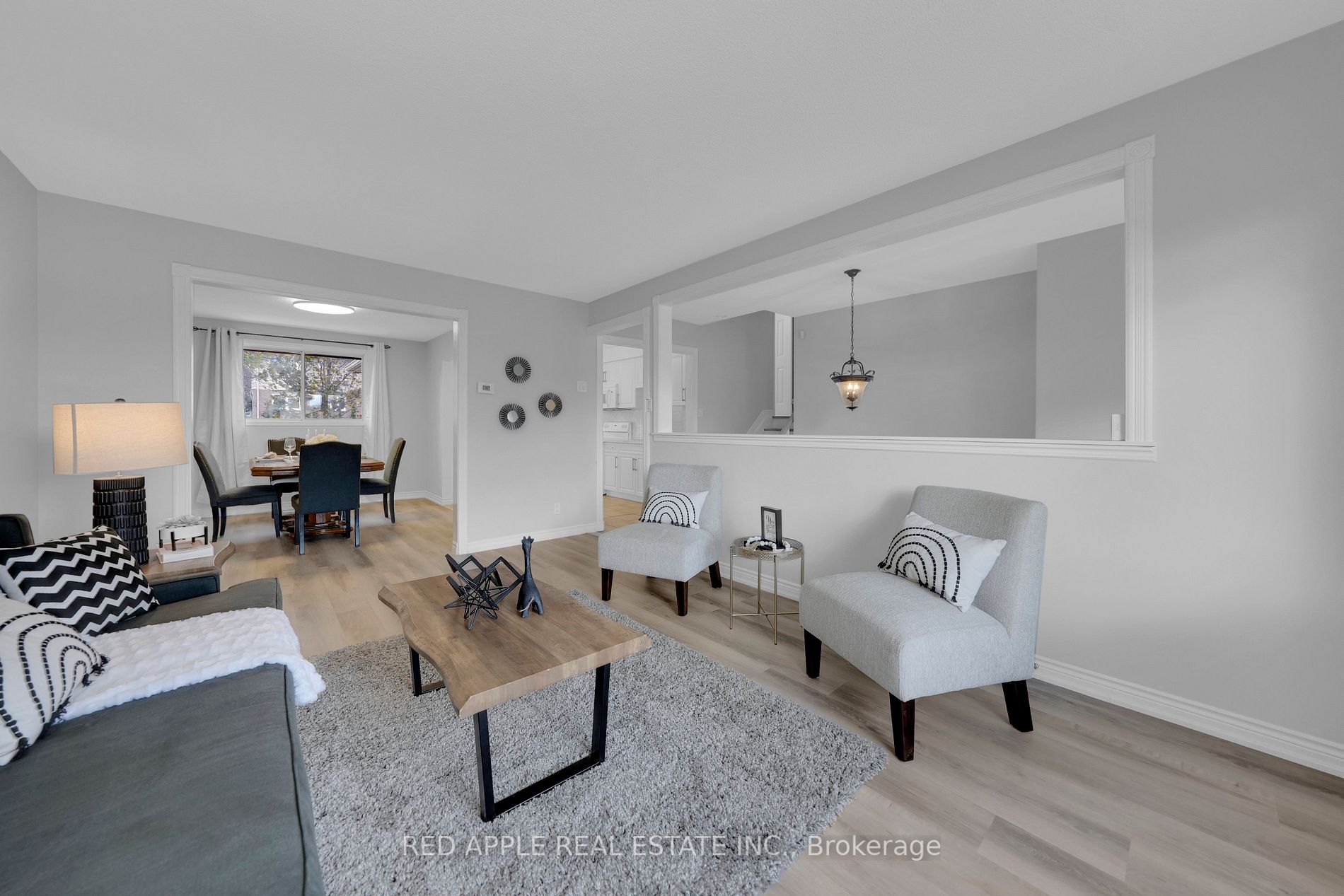 94 Crown Cres