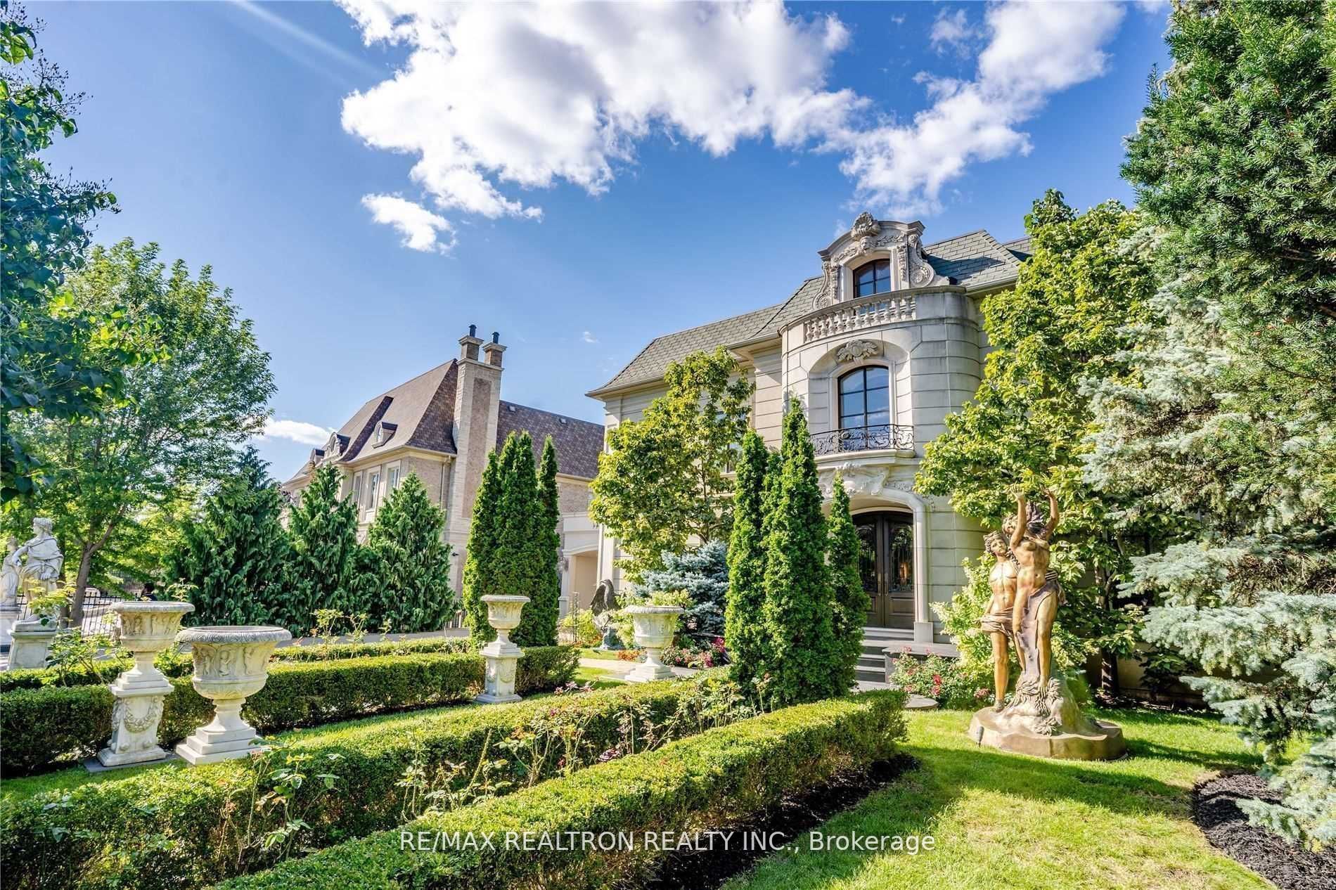 10 Denham Dr