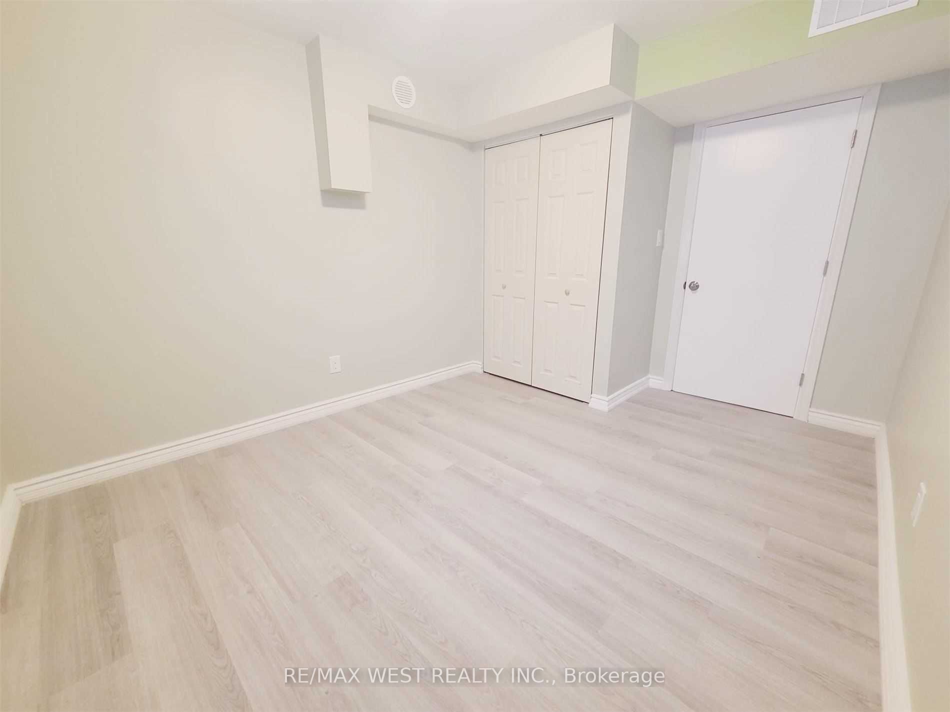 28 Pridham Pl