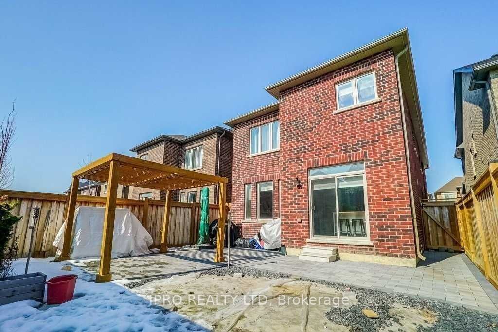 19 Cranbrook Cres