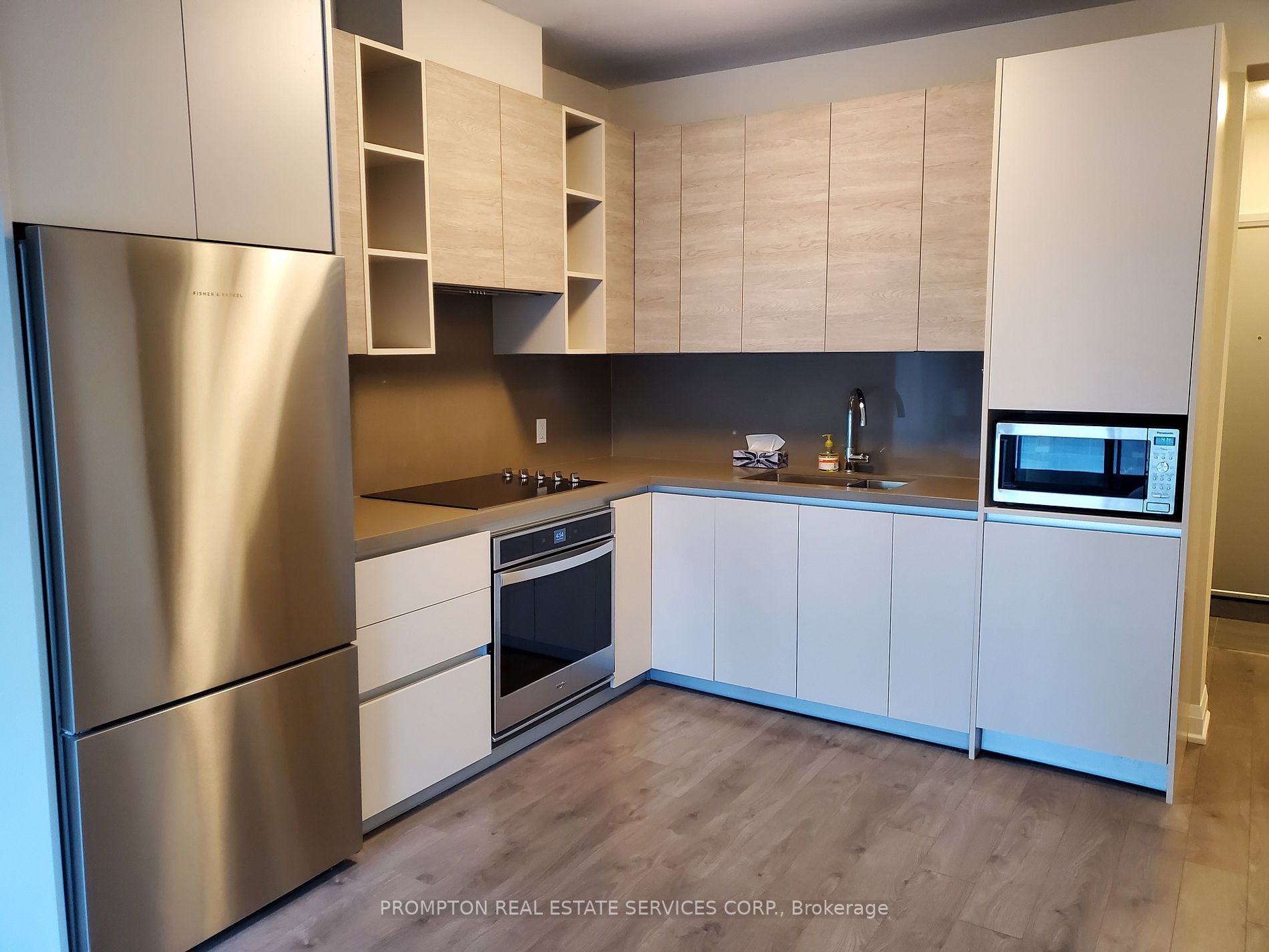 396 Highway 7 E, #608
