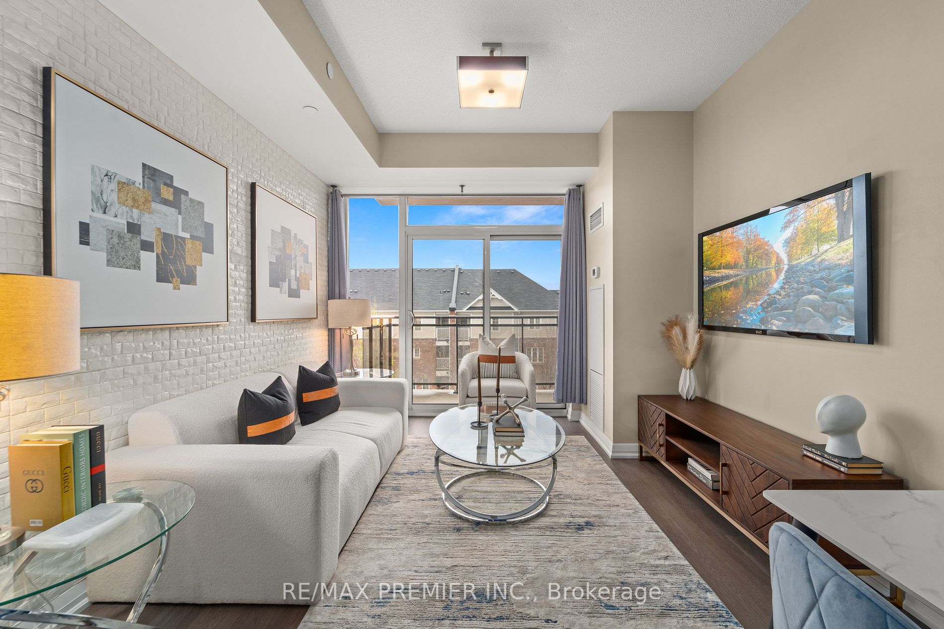 9500 Markham Rd, #308