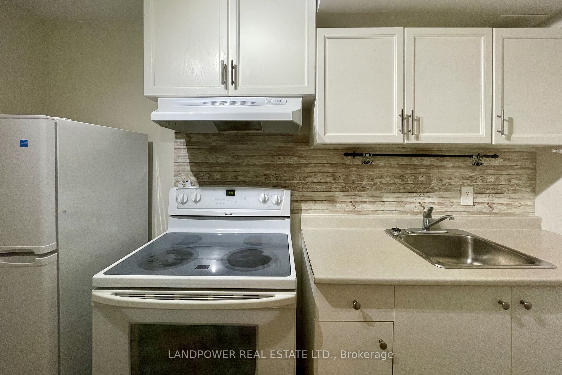46 Sandfield Dr, #Bsmt