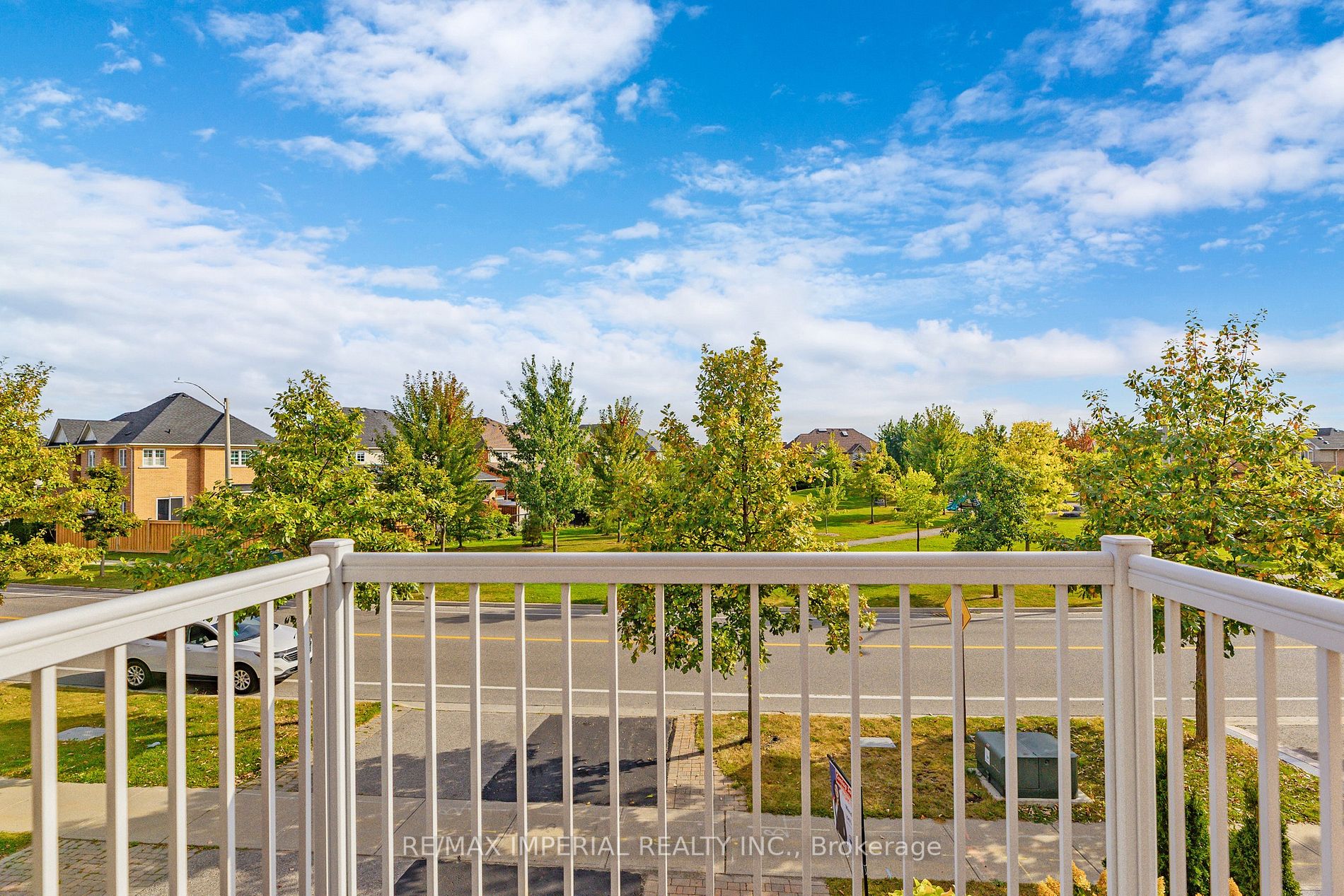 404 Old Colony Rd