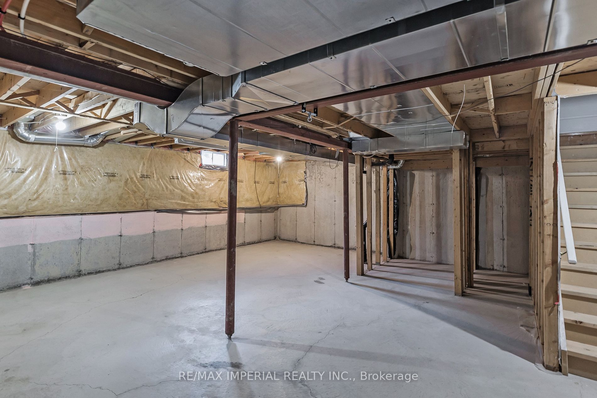 404 Old Colony Rd