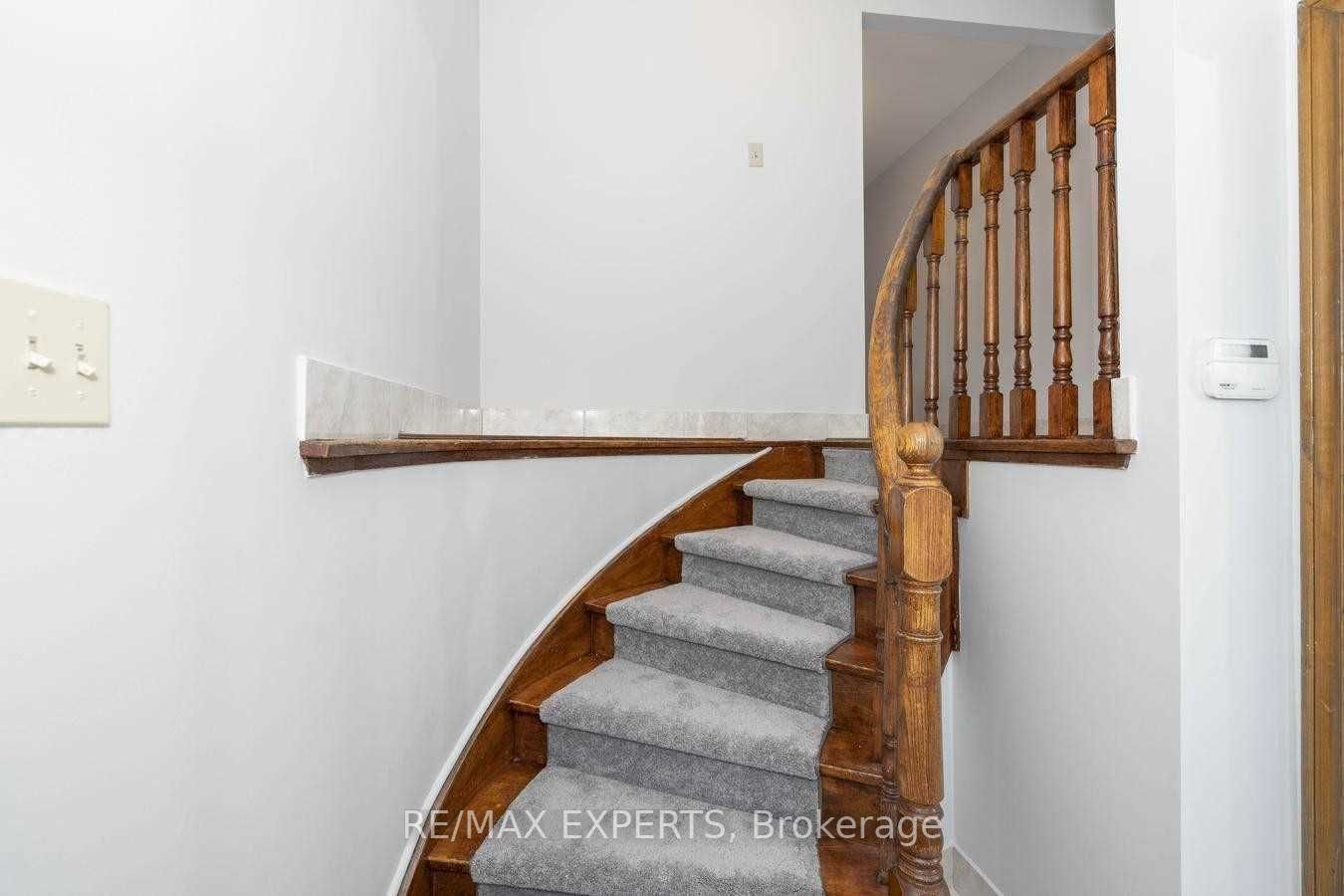 71 Misty Meadow Dr, #Upper