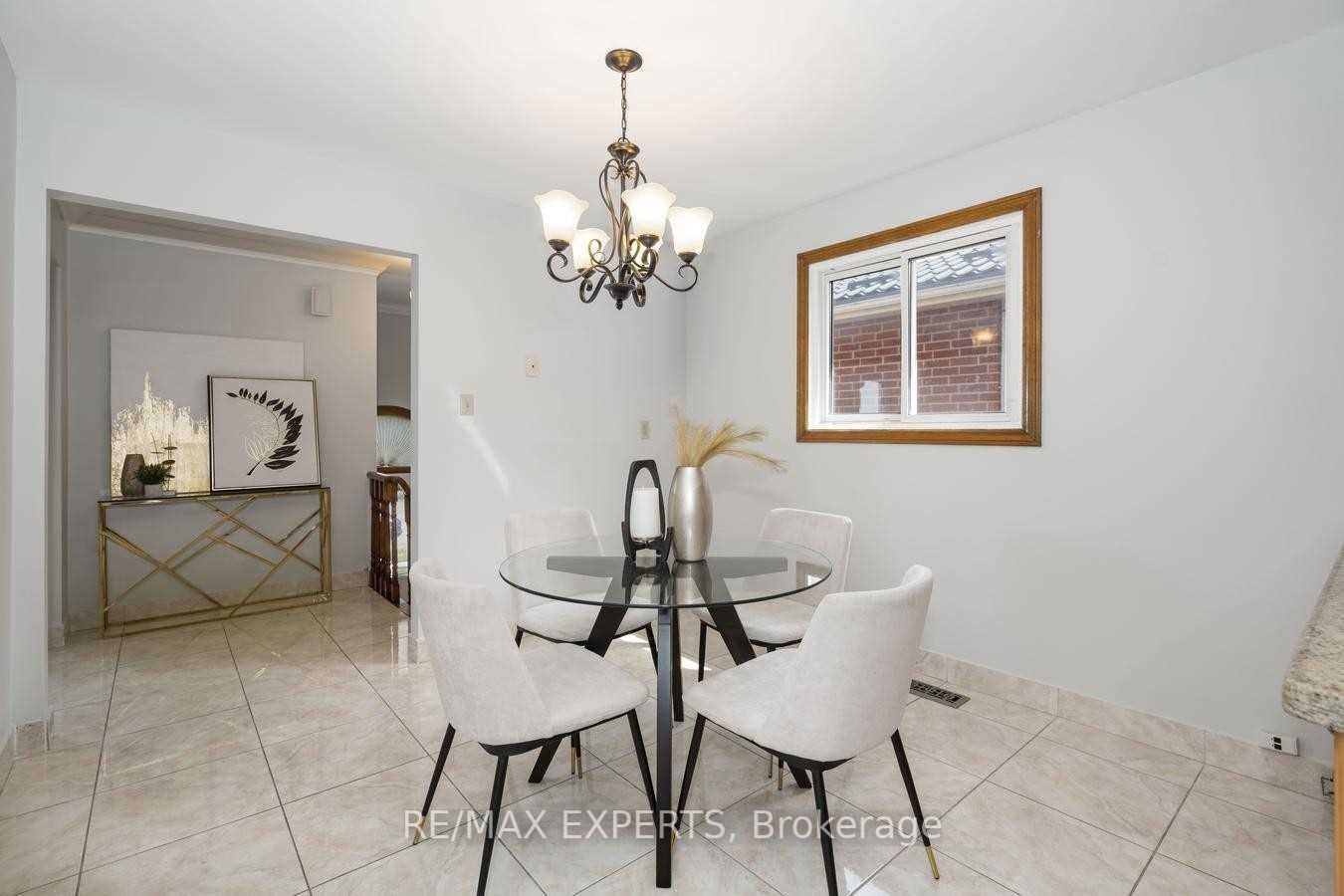 71 Misty Meadow Dr, #Upper