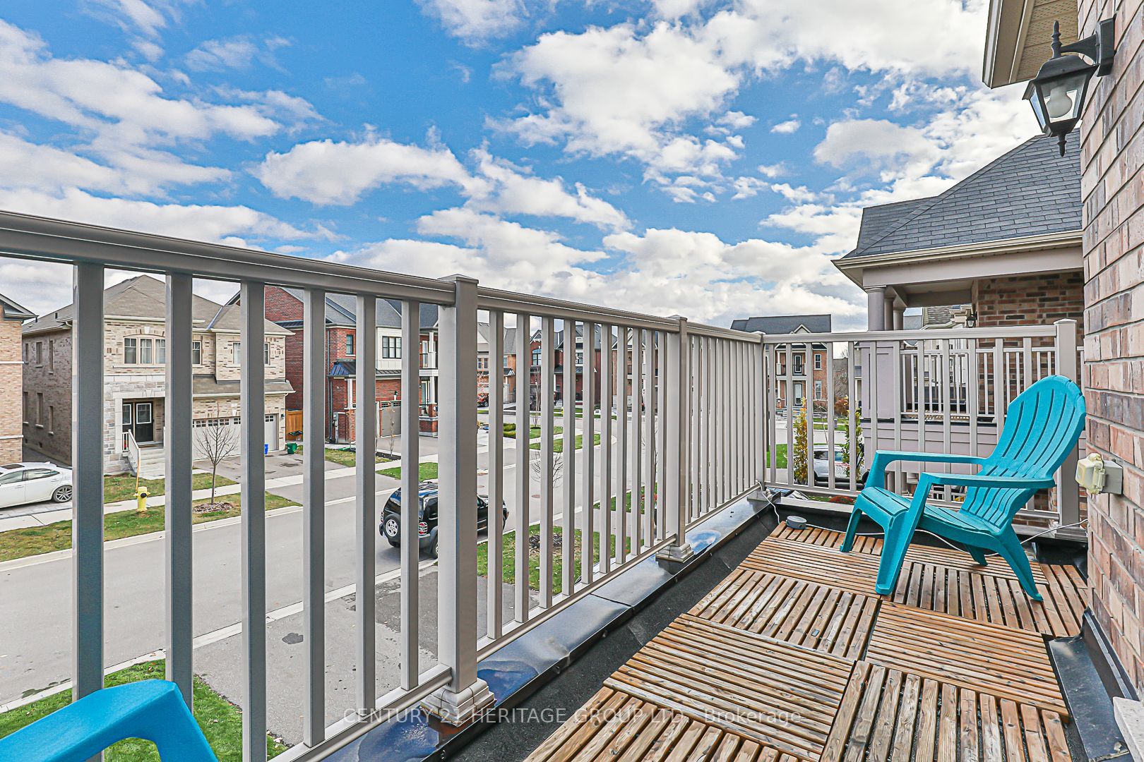 10 Brownsberger Rd