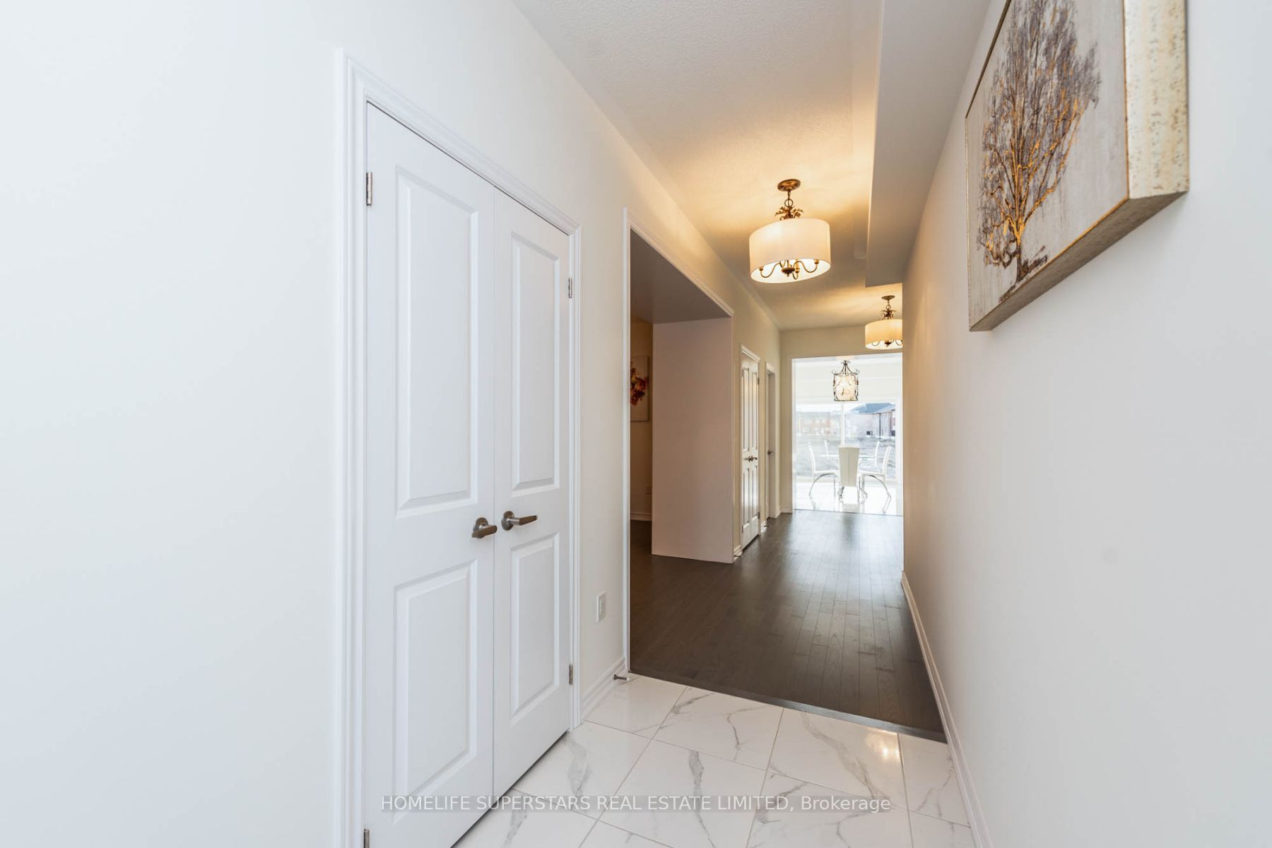 1121 Cole St