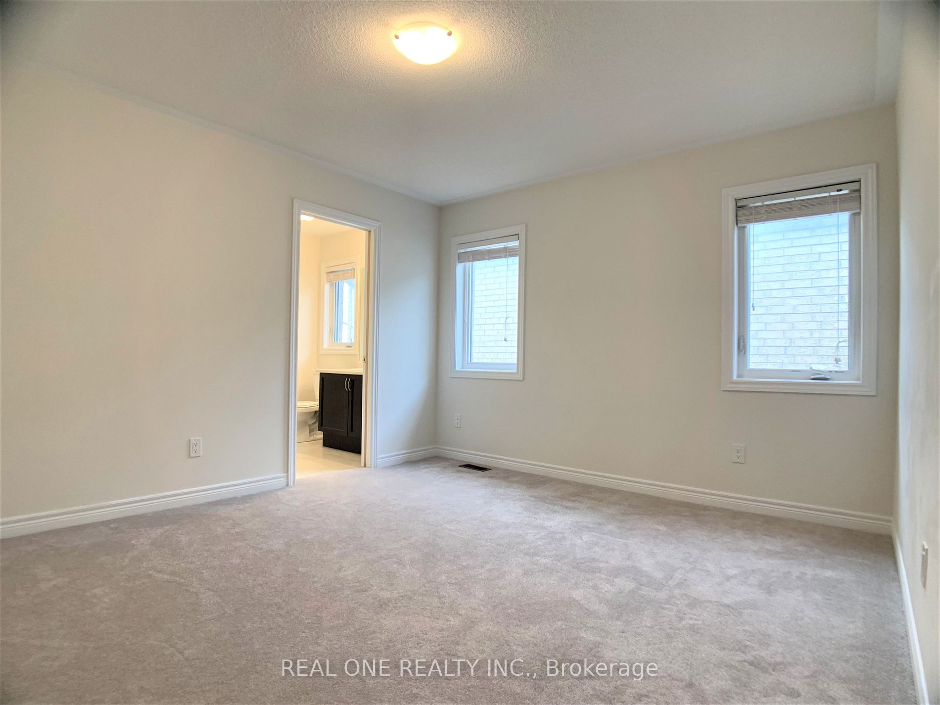 6 Walter Tunny Cres