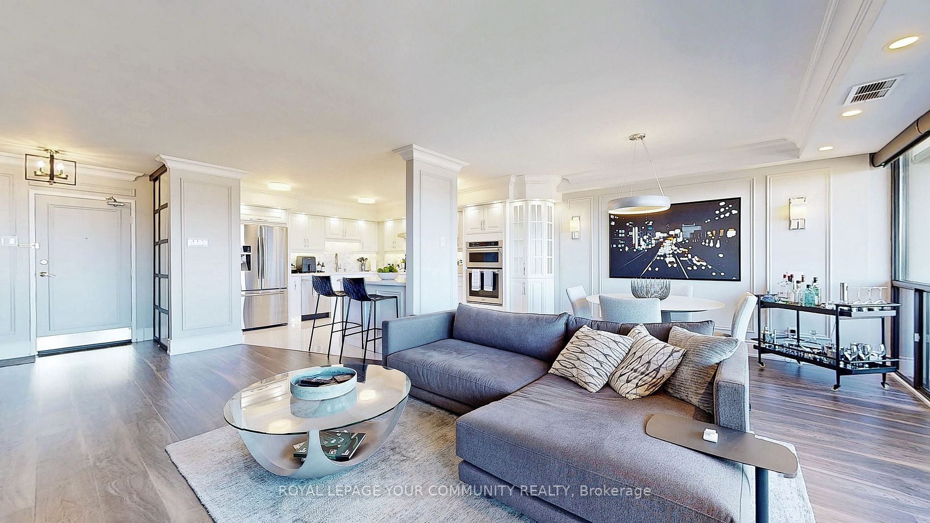 8111 Yonge St, #1408