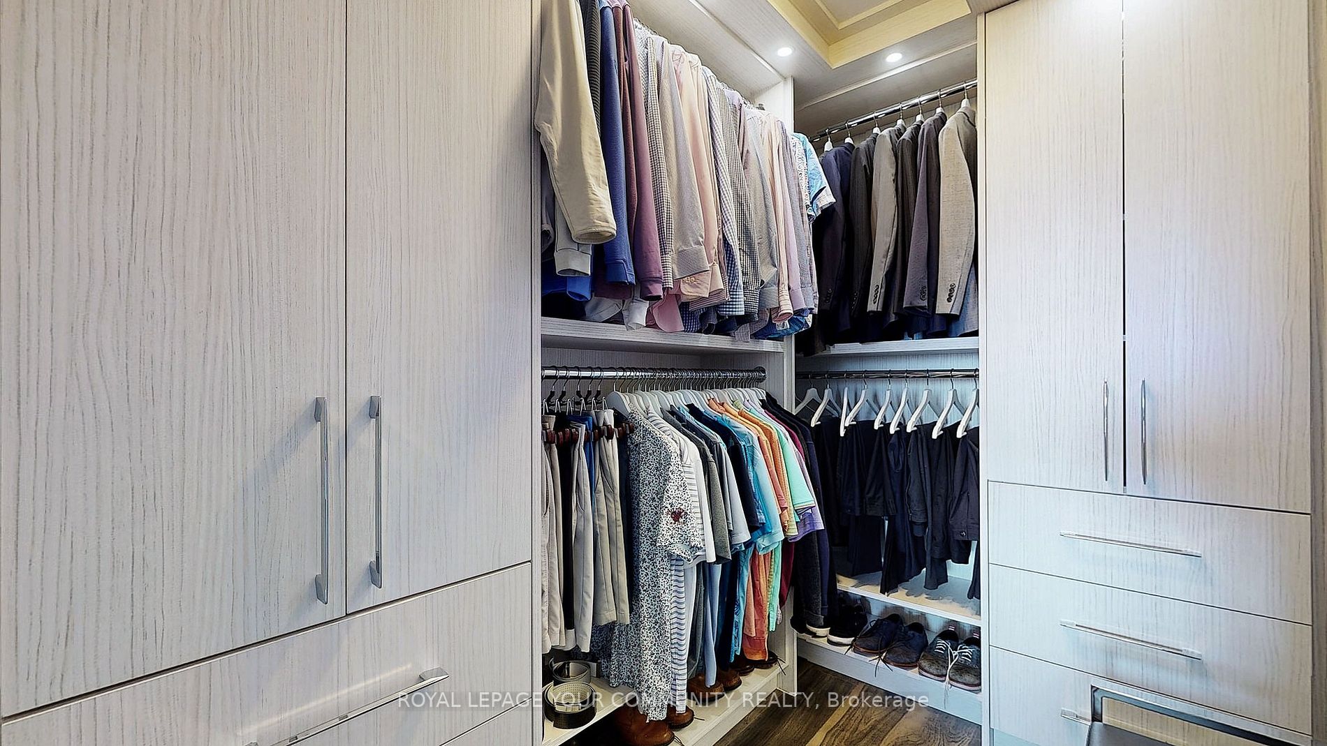 8111 Yonge St, #1408