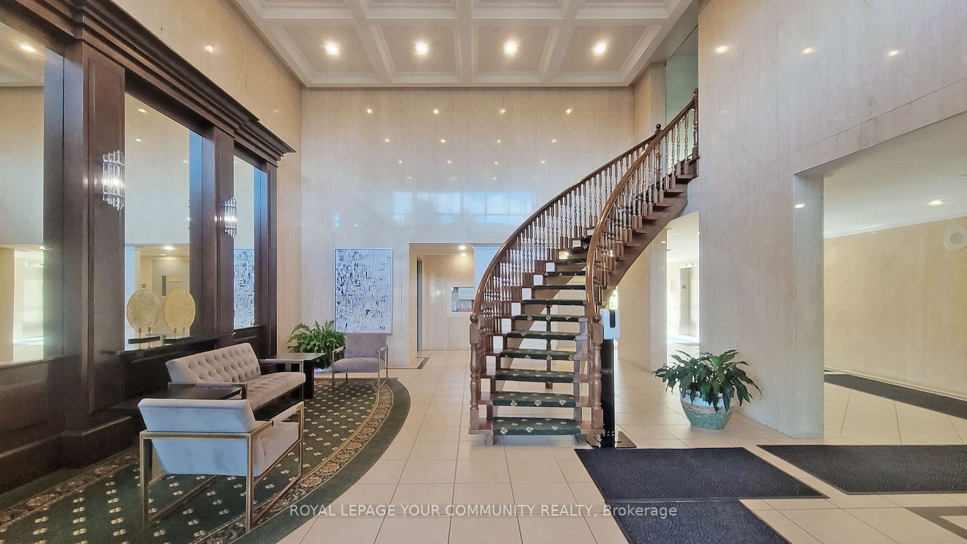 8111 Yonge St, #1408