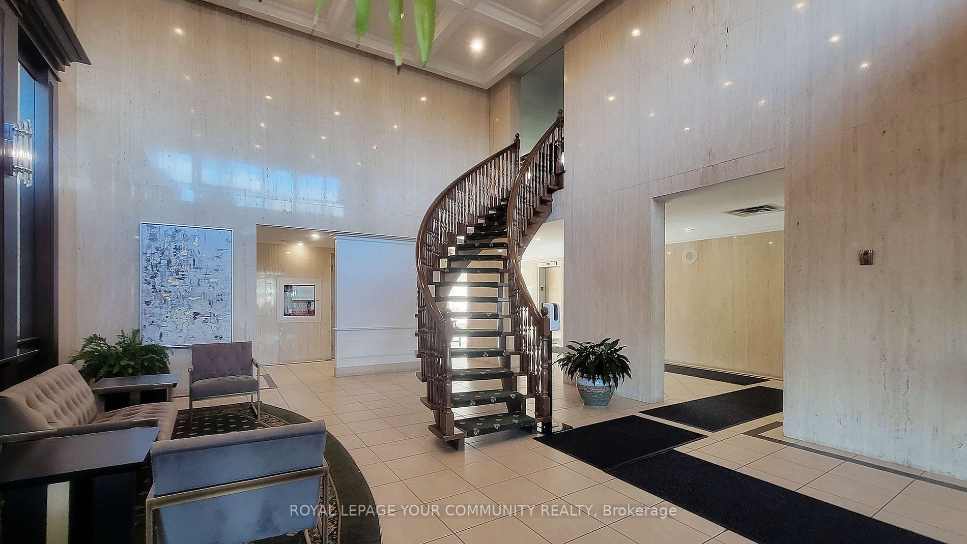 8111 Yonge St, #1408