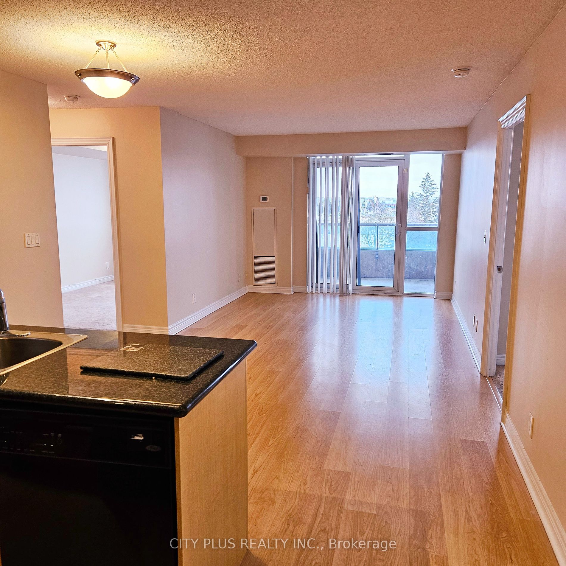 33 Cox Blvd, #618