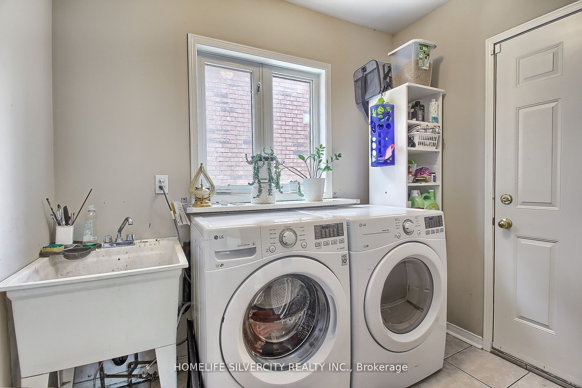 8 Prince Dr