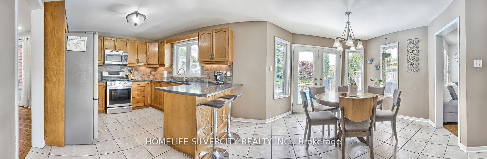 8 Prince Dr
