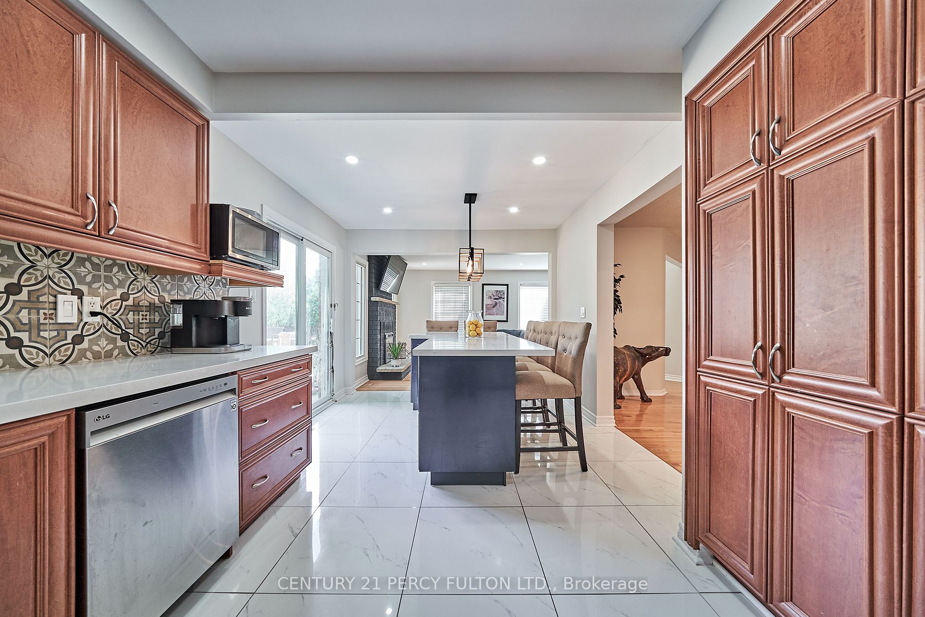 339 Lori Ave