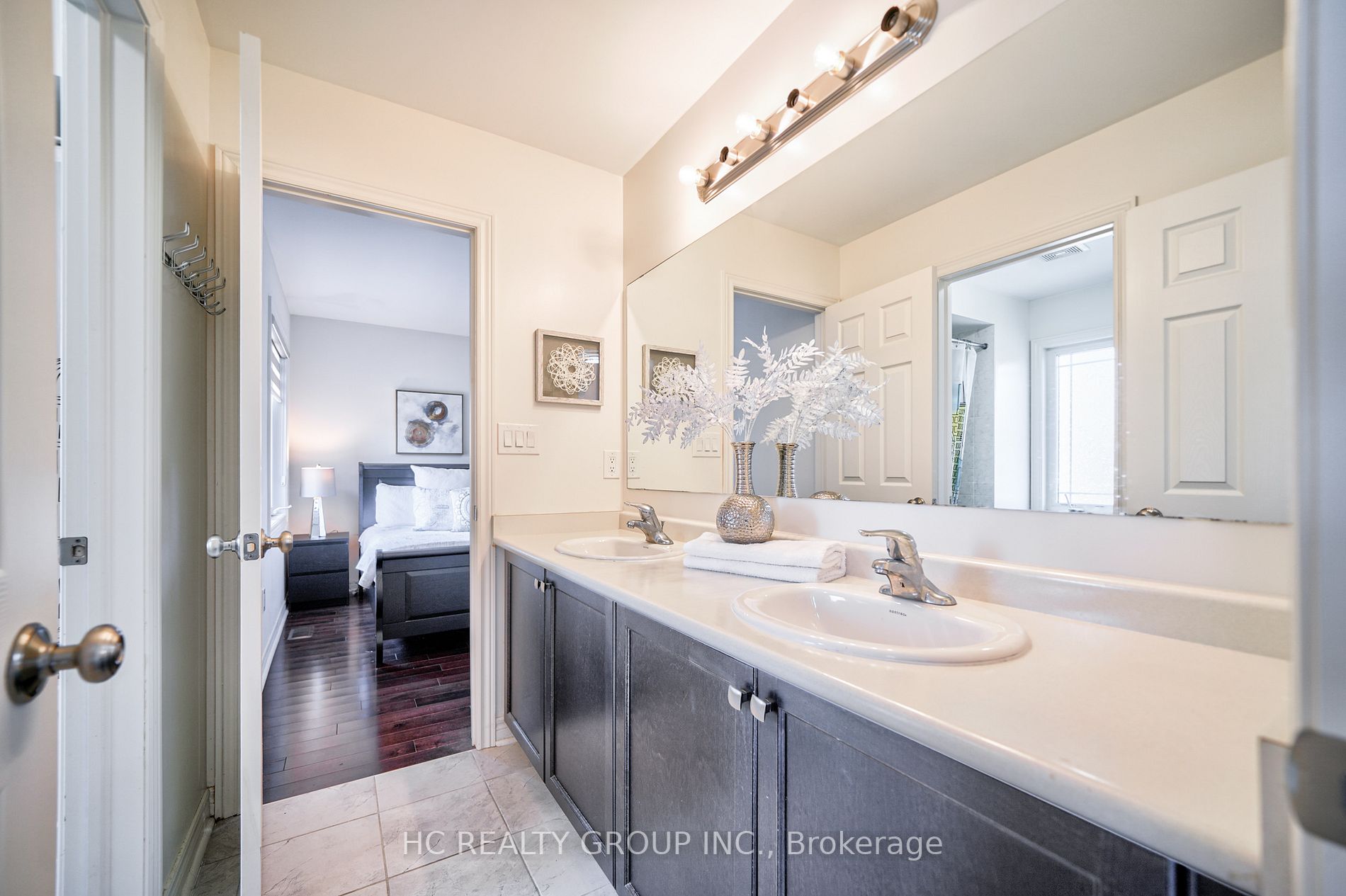 49 Romanelli Cres