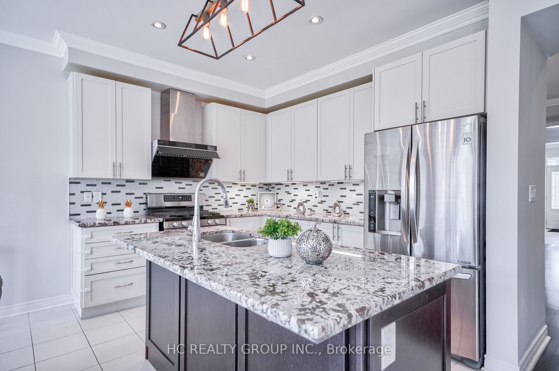 49 Romanelli Cres