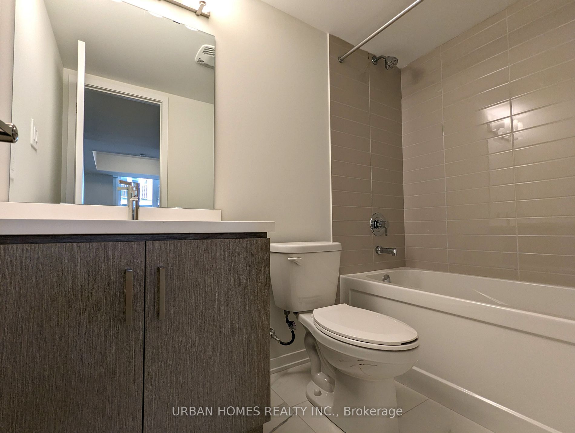 21 Honeycrisp Cres, #28