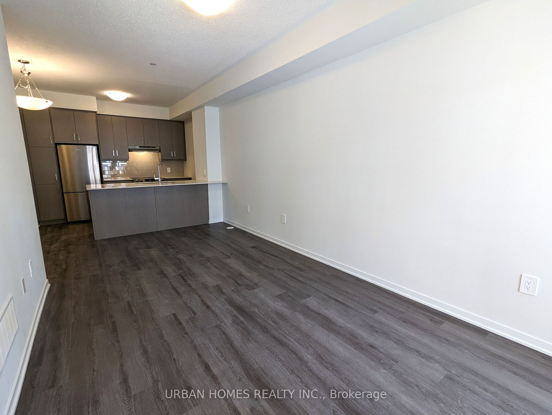 21 Honeycrisp Cres, #28