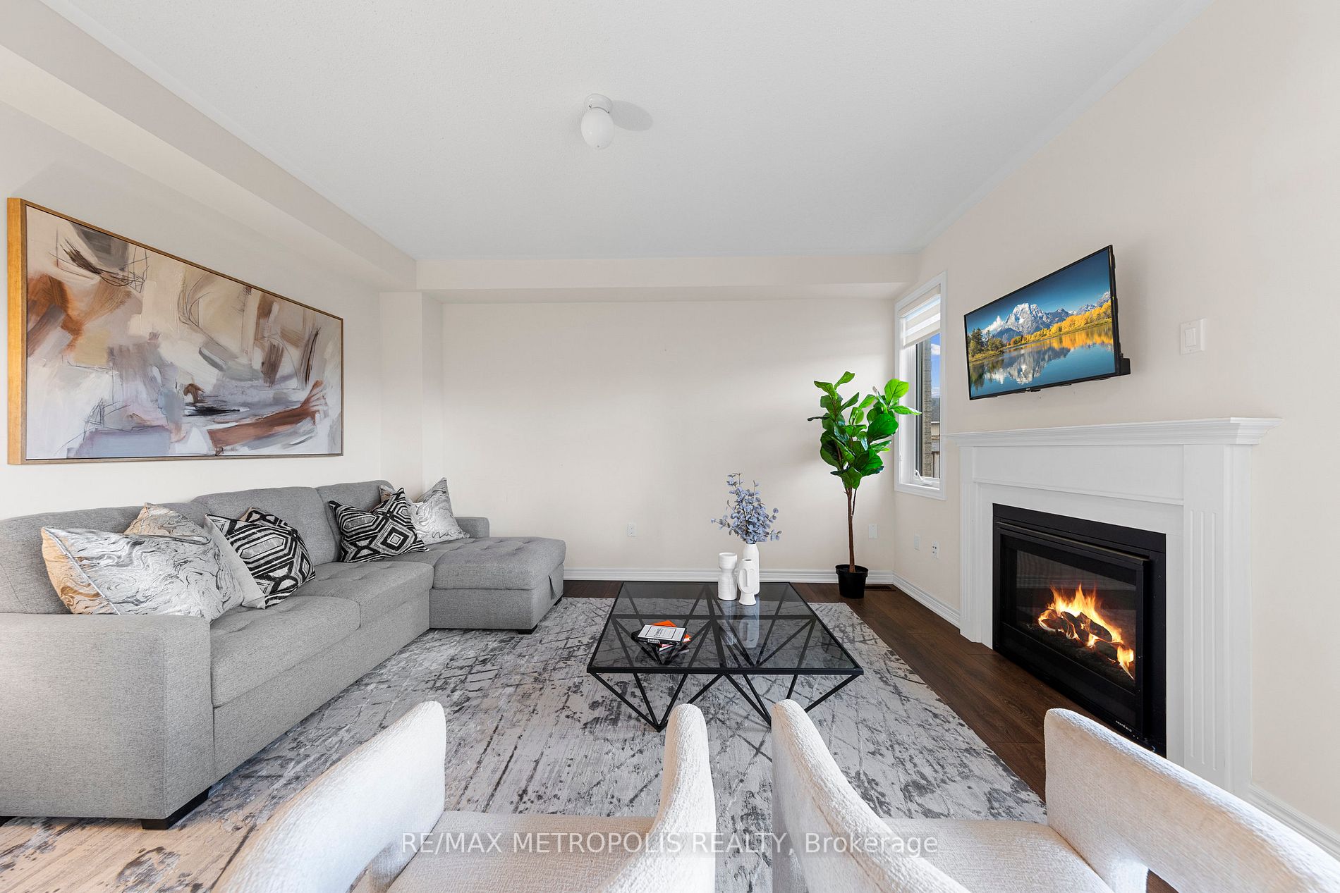 16 Bell Ave