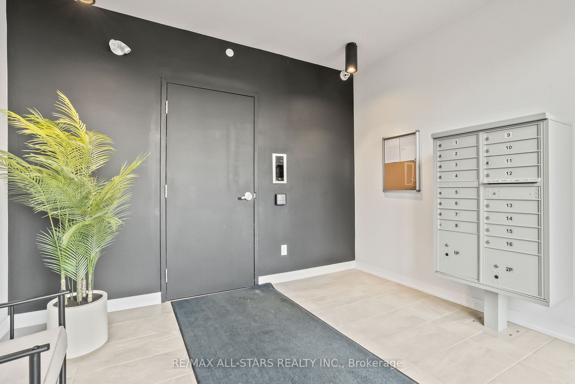 164 Cemetery Rd, #203