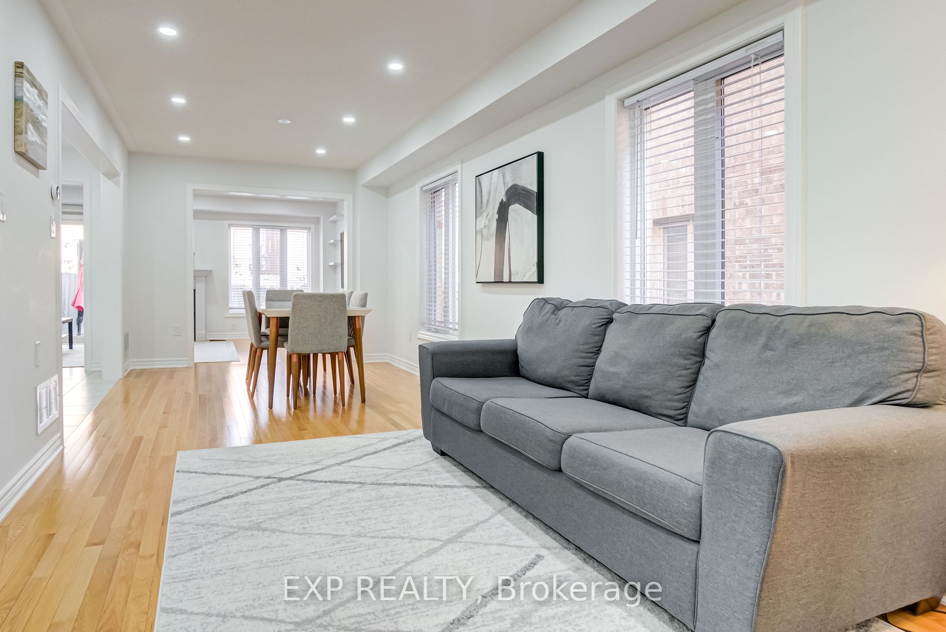 120 Black Maple Cres