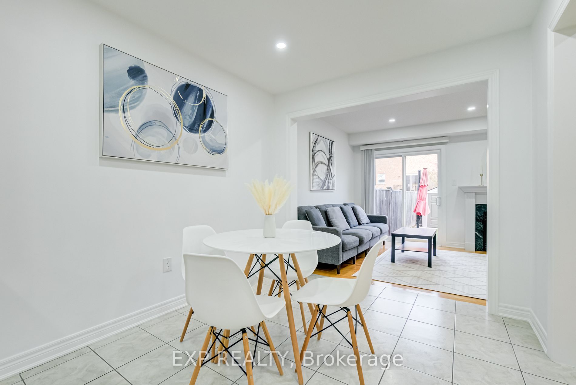 120 Black Maple Cres