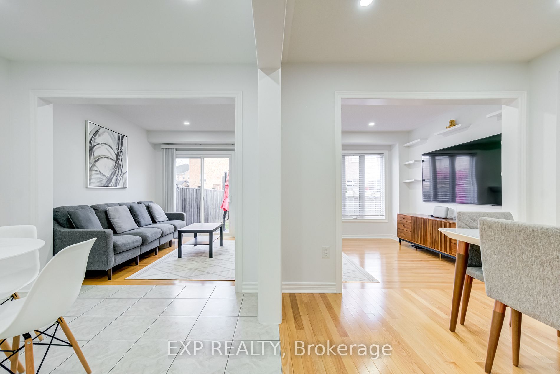 120 Black Maple Cres