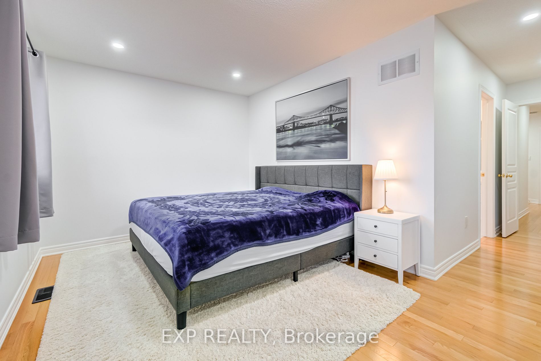120 Black Maple Cres