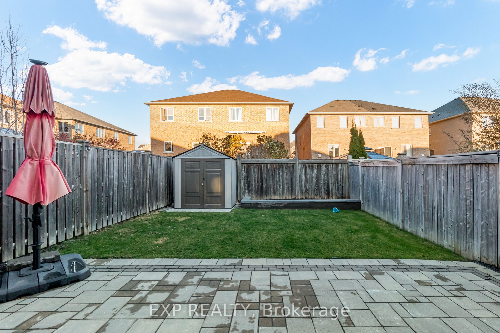 120 Black Maple Cres