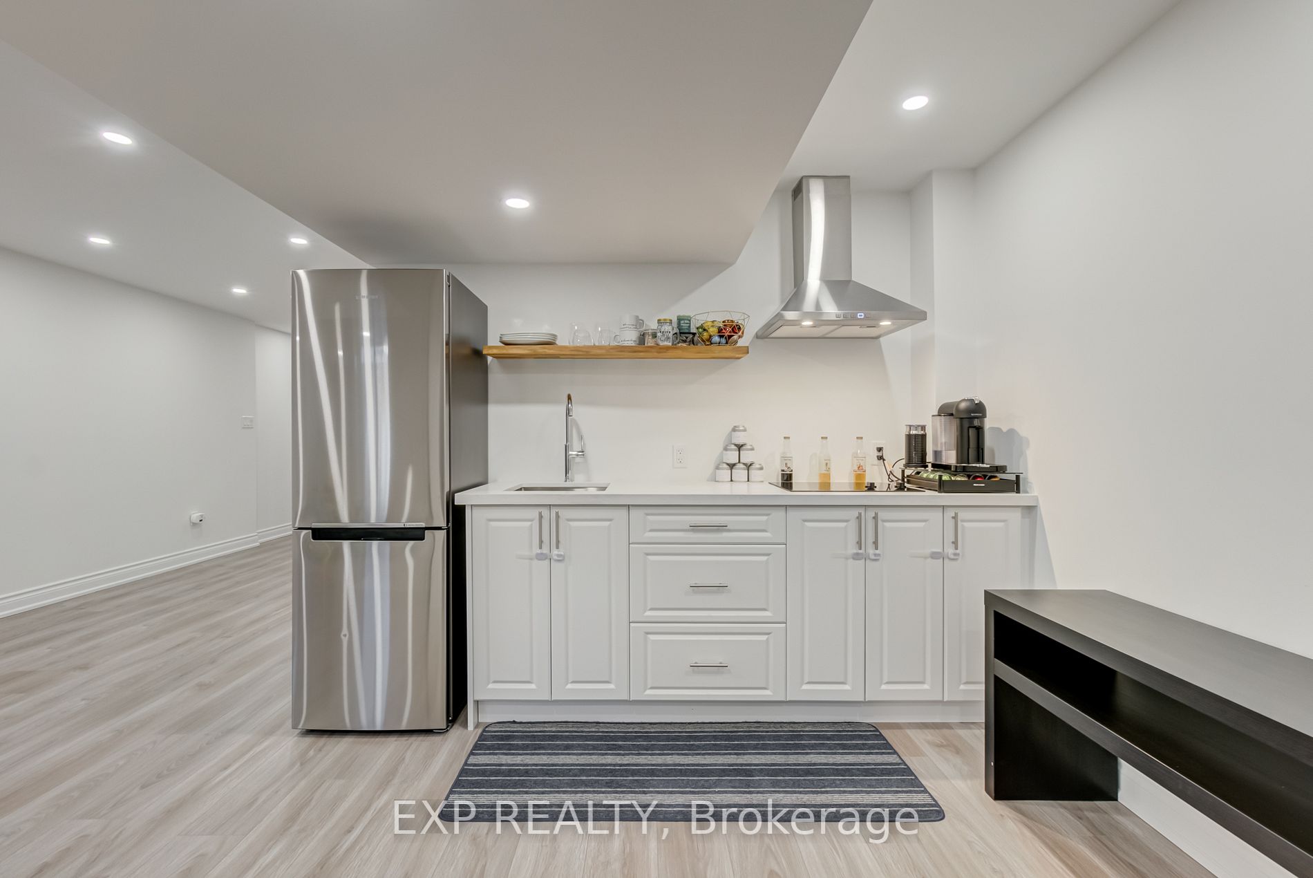 120 Black Maple Cres