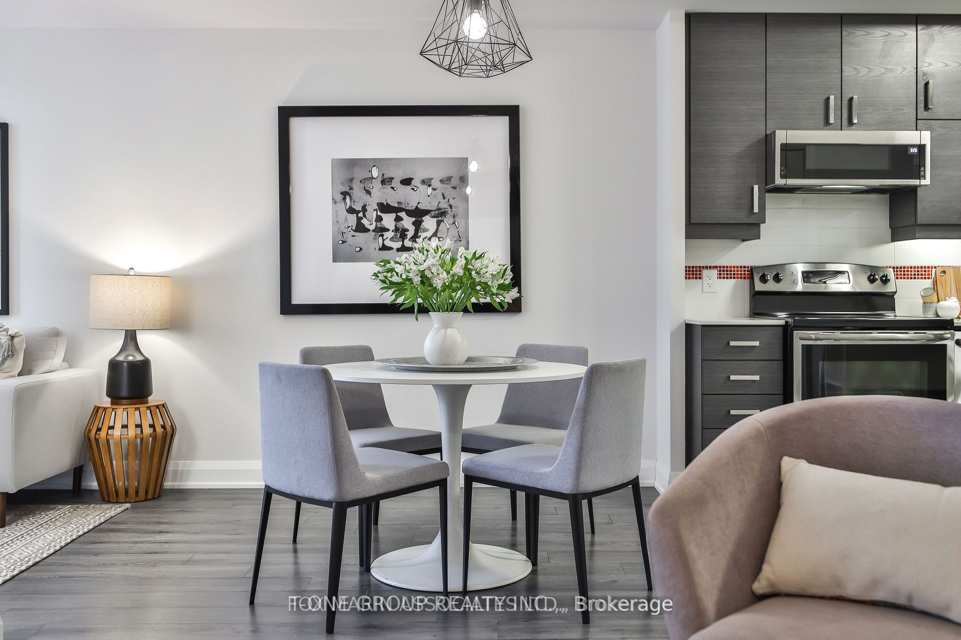1 Uptown Dr, #309