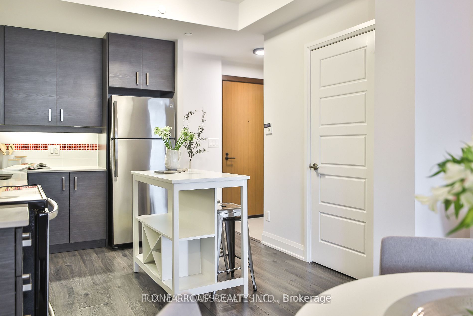 1 Uptown Dr, #309