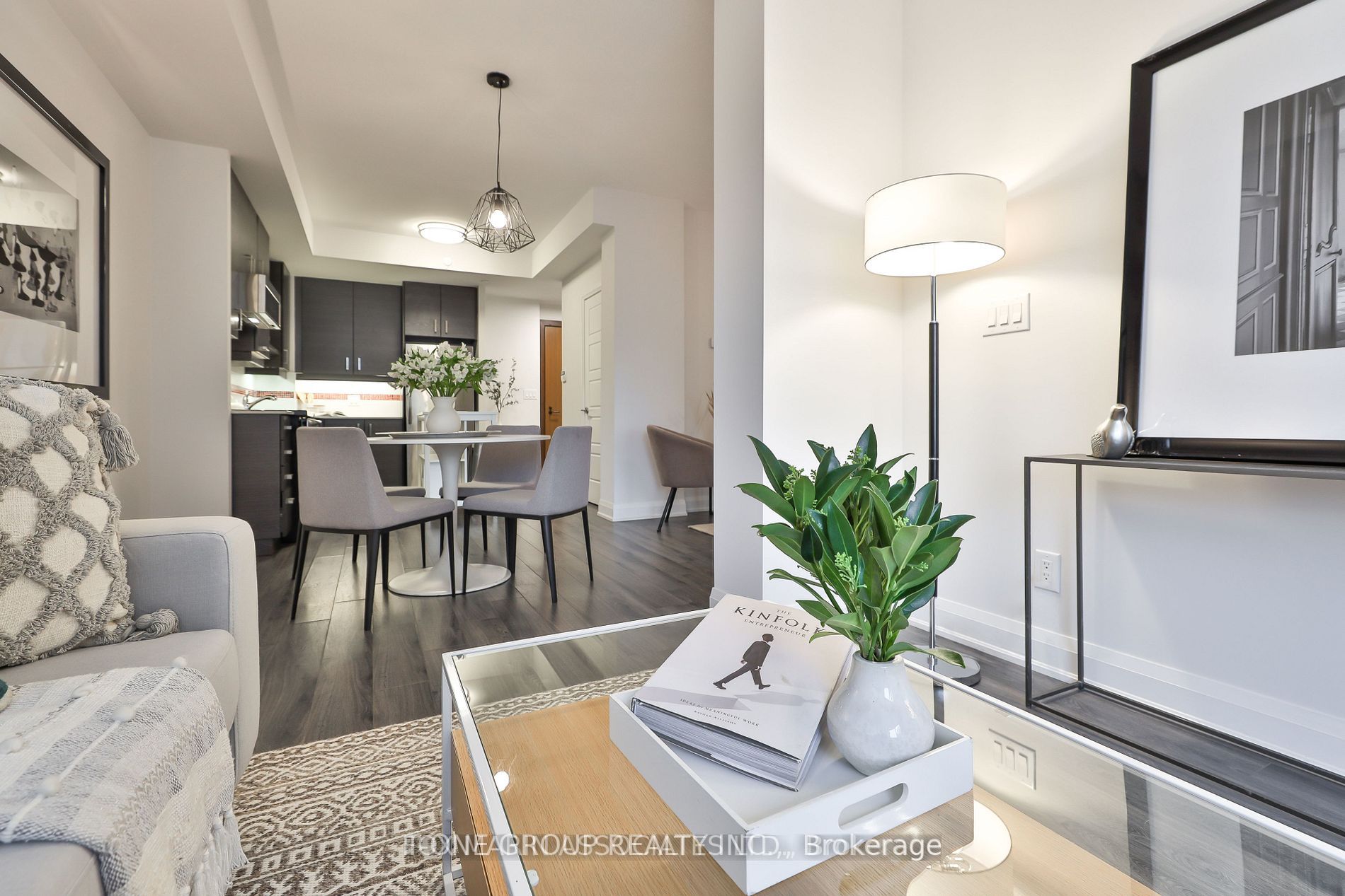 1 Uptown Dr, #309