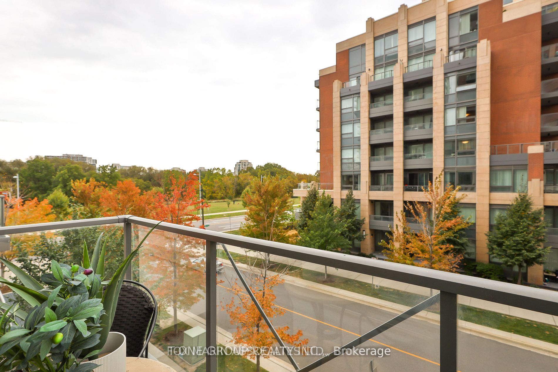1 Uptown Dr, #309