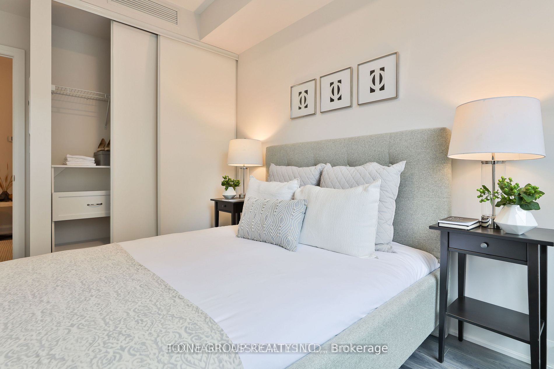 1 Uptown Dr, #309