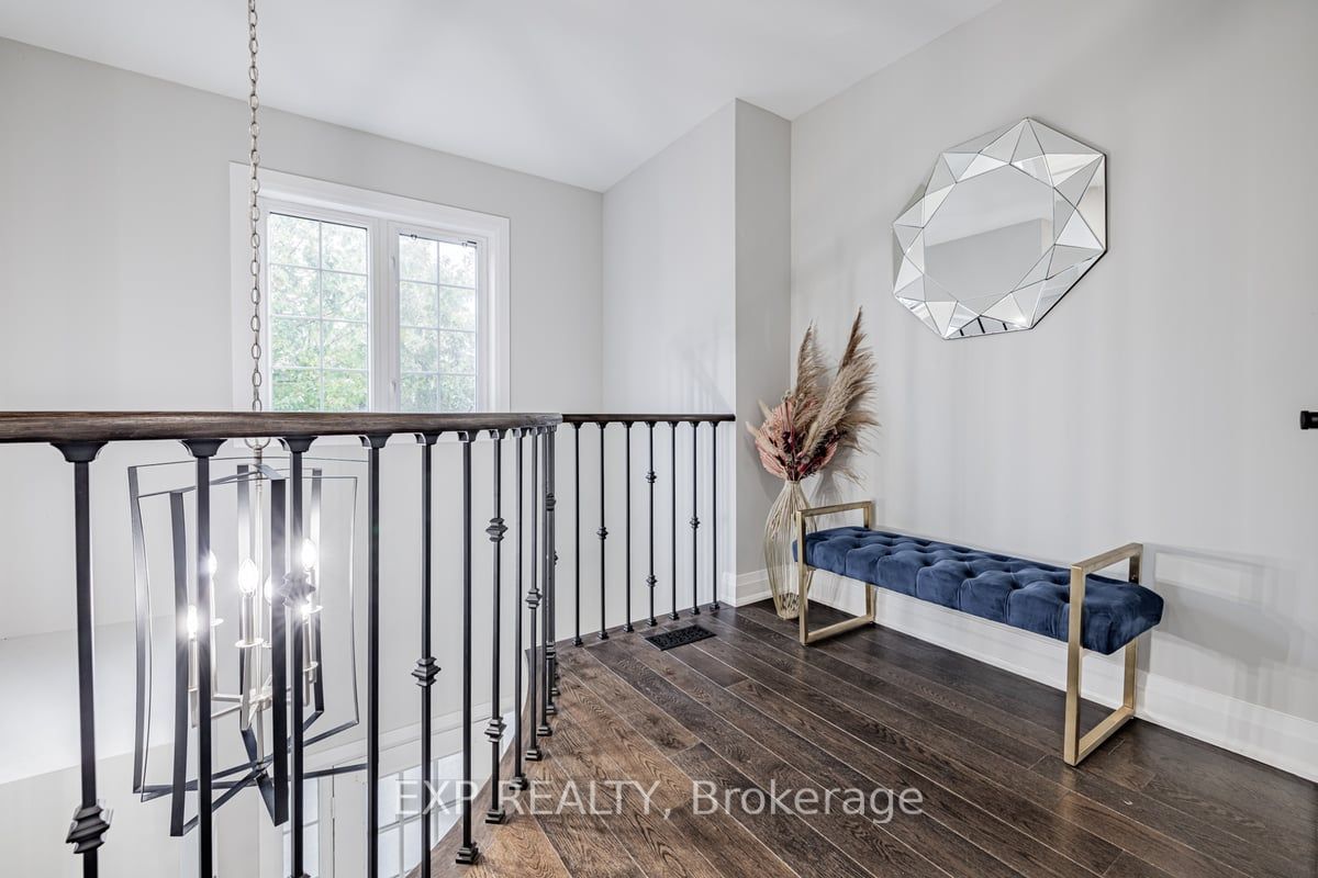 85 Russell Hill Rd