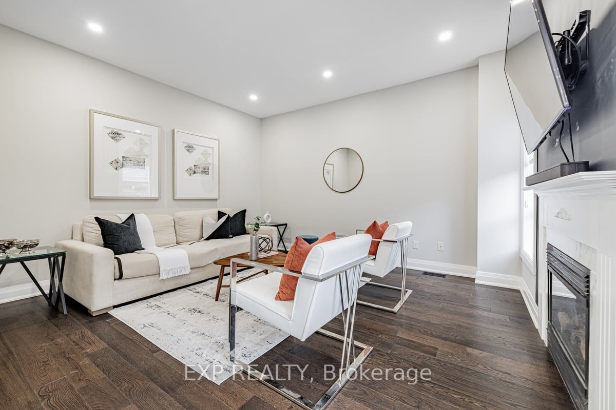 85 Russell Hill Rd