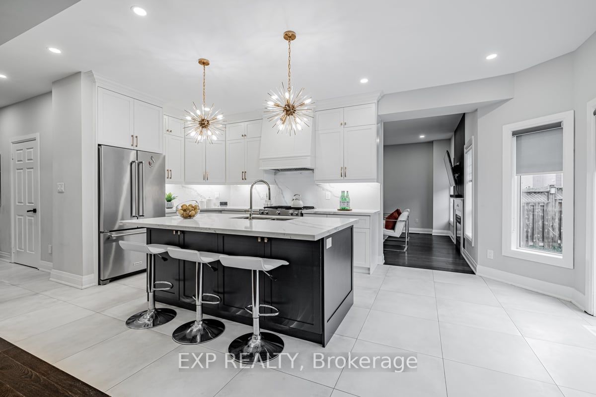 85 Russell Hill Rd