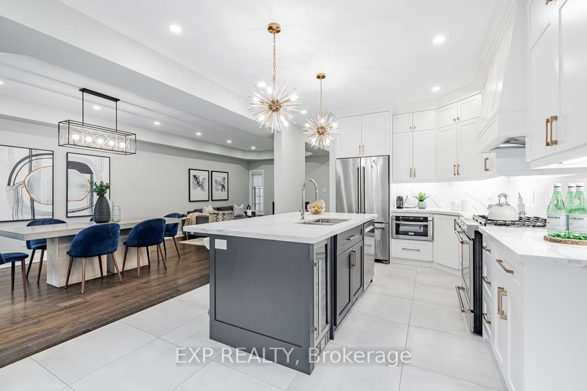 85 Russell Hill Rd