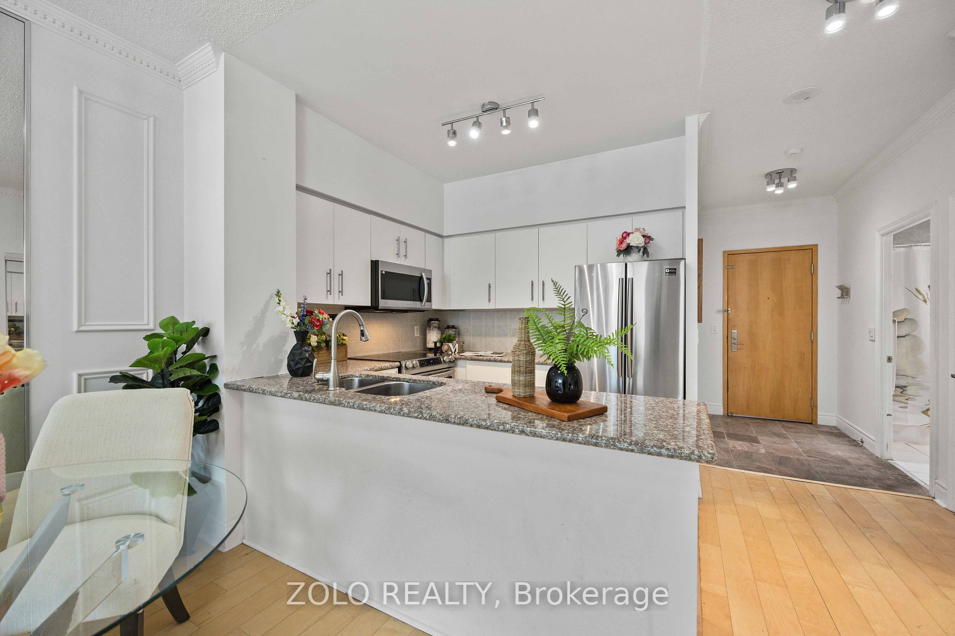 62 Suncrest Blvd, #105