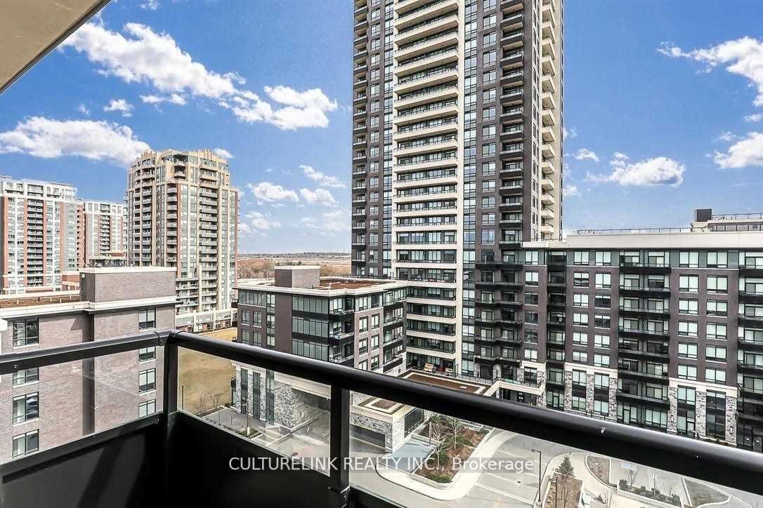25 Water Walk Dr, #Ph03