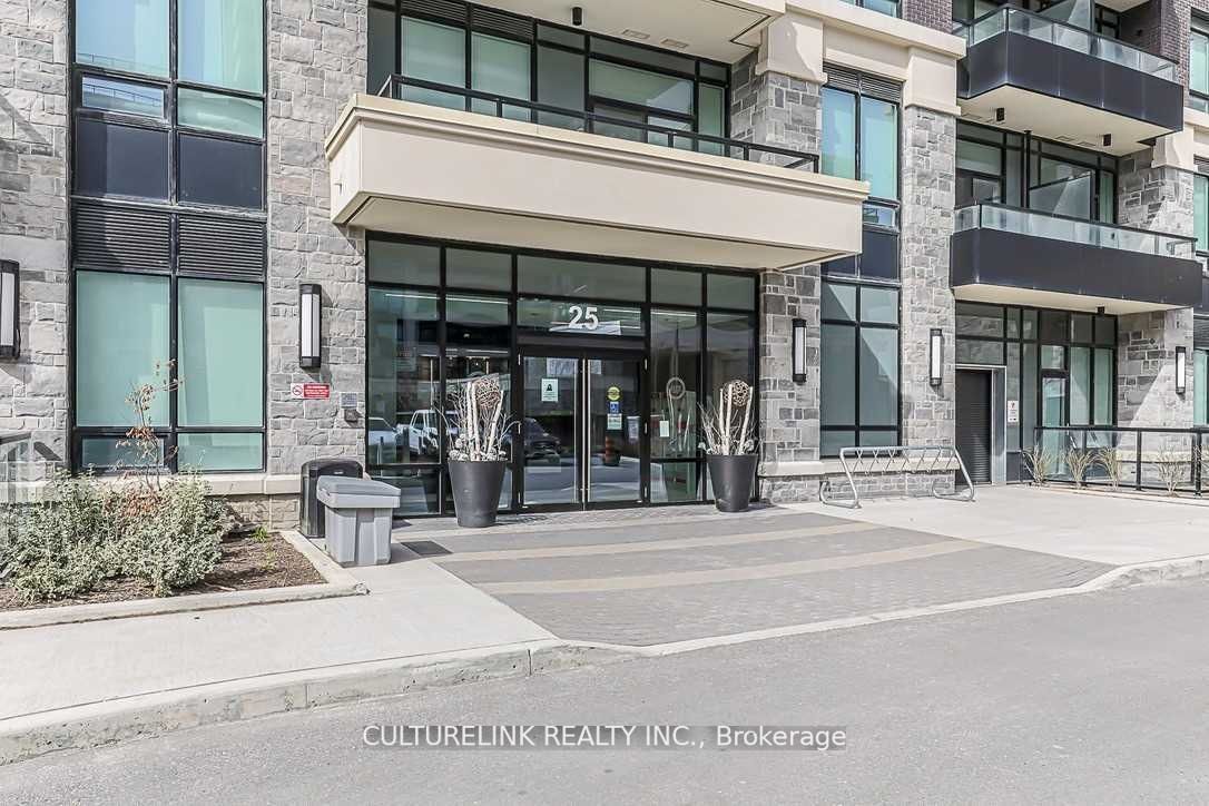 25 Water Walk Dr, #Ph03
