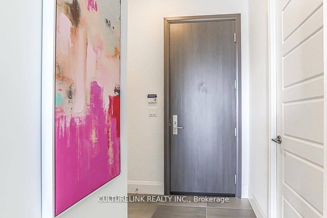 25 Water Walk Dr, #Ph03