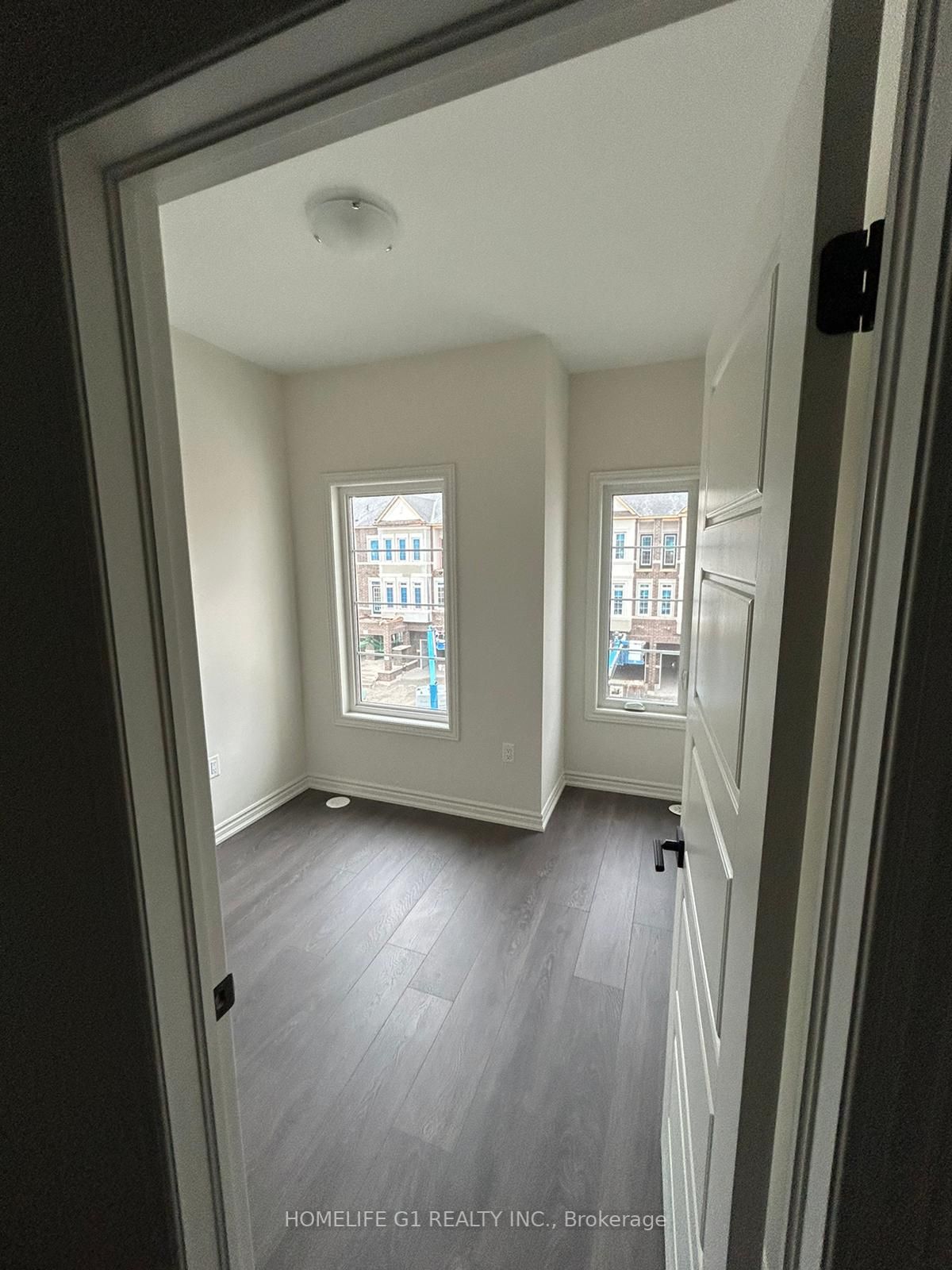 9 Mel Irving Dr